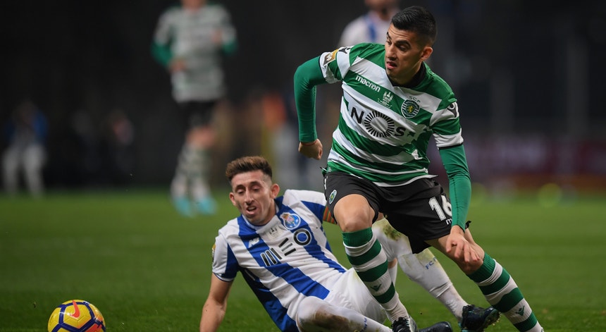 A luta acesa faz parte dos clássicos entre FC Porto e Sporting
