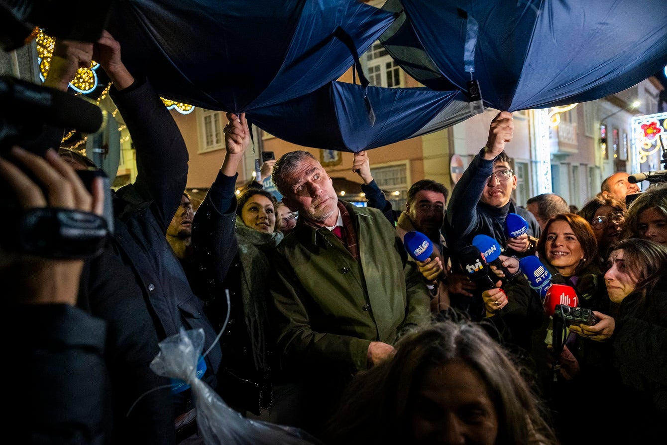 Gouveia e Melo in 'self-promotion', not beholden to political parties