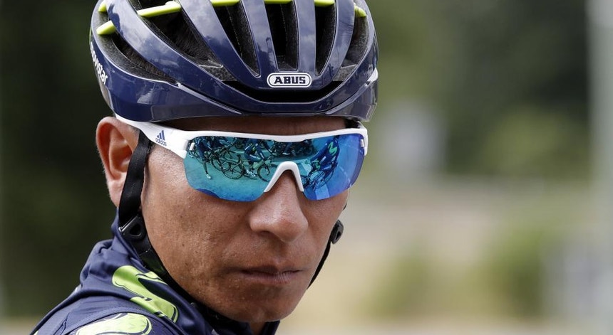 Nairo Quintana repousa 15 dias após ter chocado com um automóvel
