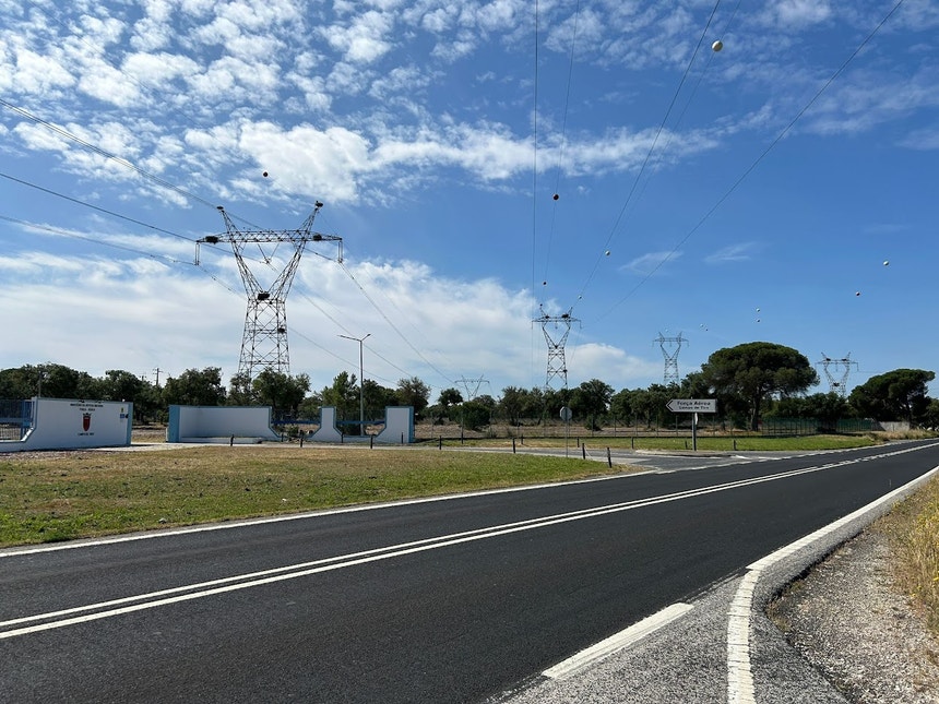 Imagem de Cerca de 3.800 clientes em Portugal continental sem energia elétrica pelas 18h30