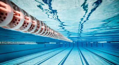 Covid-19. Mundiais de natação adiados para 2023