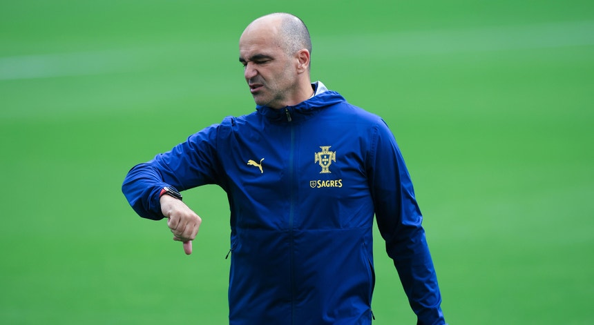 Imagem de Portugal-Arménia. Roberto Martínez revela onze de Portugal para jogo decisivo