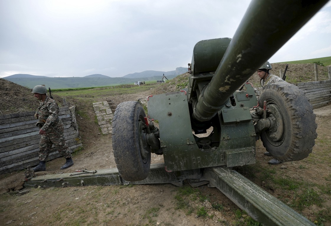  Artilharia arm&eacute;nia | Reuters 