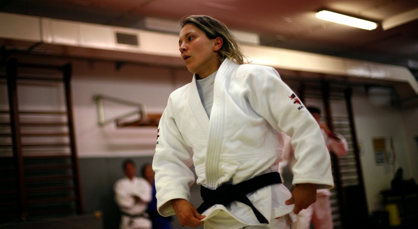 Judo/Europeus: Telma Monteiro saiu por precaução e joelho está bem - Treinadora