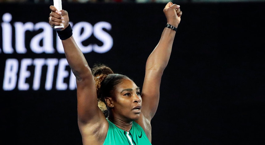 Serena Williams continua com caminho aberto no Open da Austrália
