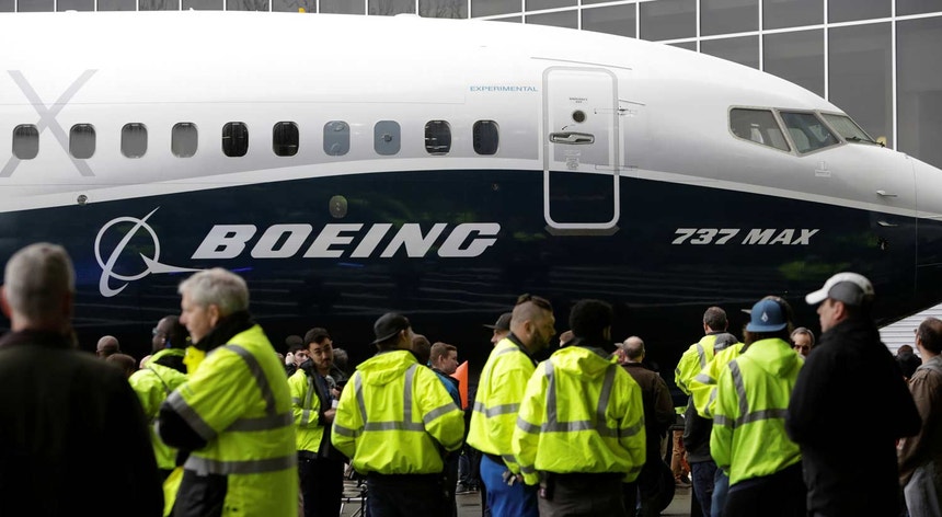 A Boeing tem mais de 4500 encomendas do 737 MAX para serem entregues em mais de 100 companhias aéreas em todo o mundo
