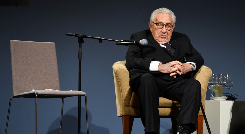 Henry Kissinger manteve-se ativo até ao fim da vida
