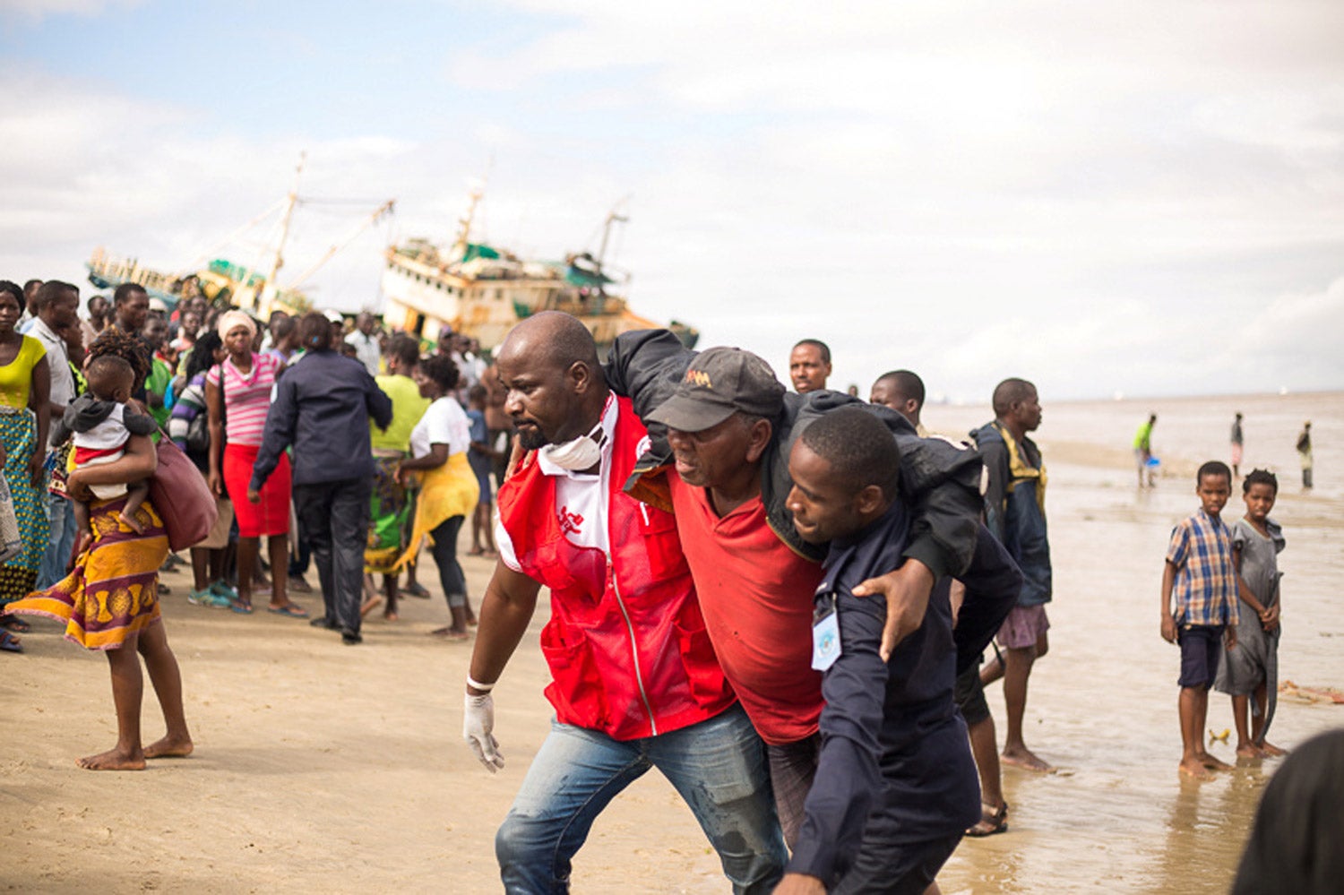 Sobe para 417 o número de mortos em Moçambique