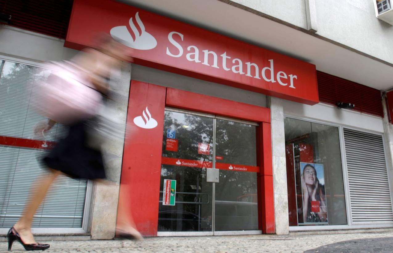 Representante dos trabalhadores do Santander impedido de aceder às instalações - Vimarsana News