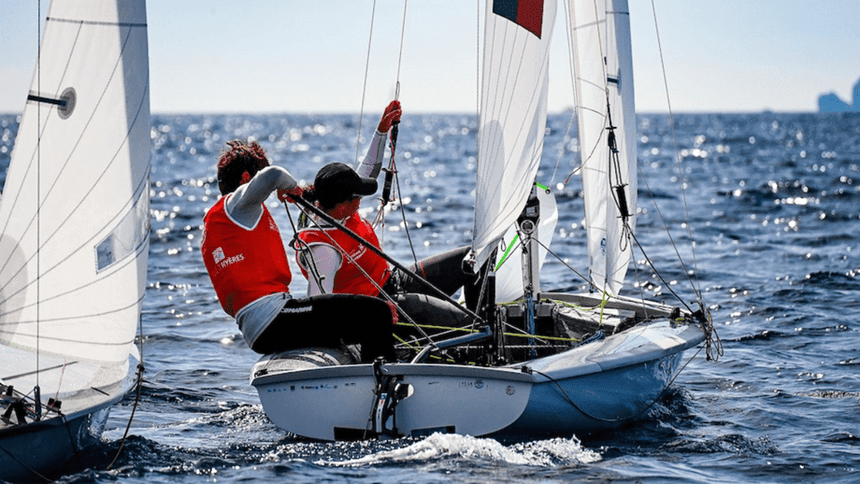 Imagem relacionada com a notícia: Carolina João e Diogo Costa conquistaram um brilhante 5.º lugar na classe 470 de vela
