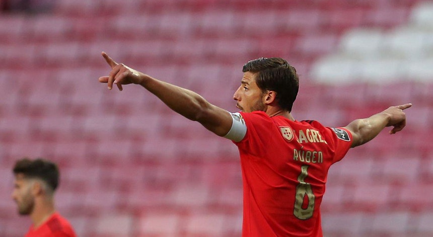 Rúben Dias é a segunda transferência mais cara do futebol português a seguir a João Félix
