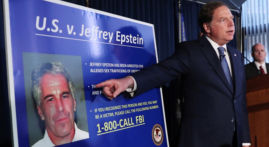 Epstein poderá passar até 45 anos na prisão se for dado como culpado
