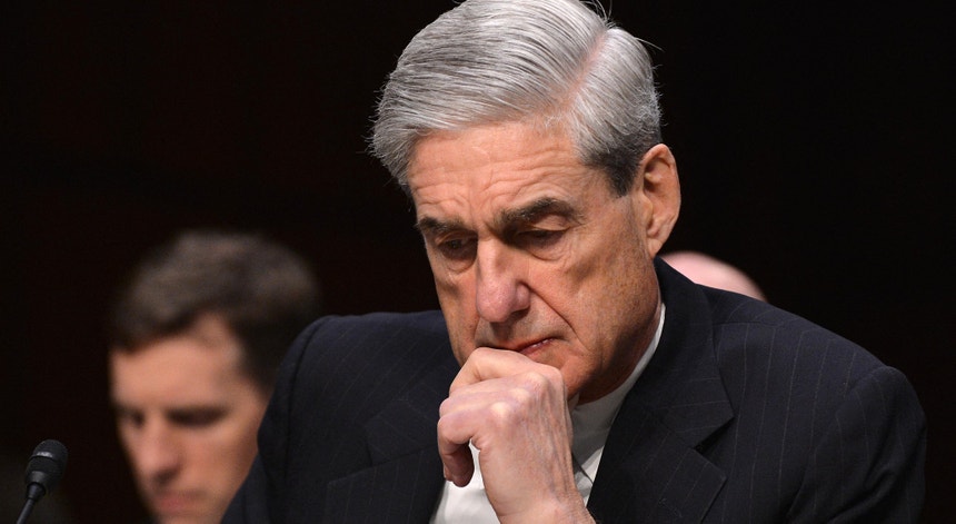 Agora com 80 anos, Robert Mueller foi diretor do FBI entre 2001 e 2013. 
