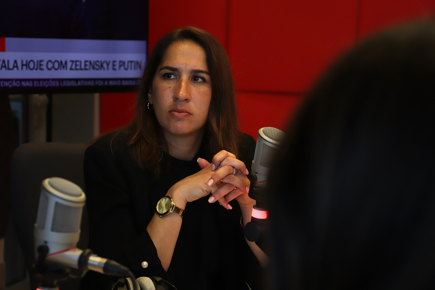 Imagem de Ex-ministra critica medidas para habitação, mas garante PS 