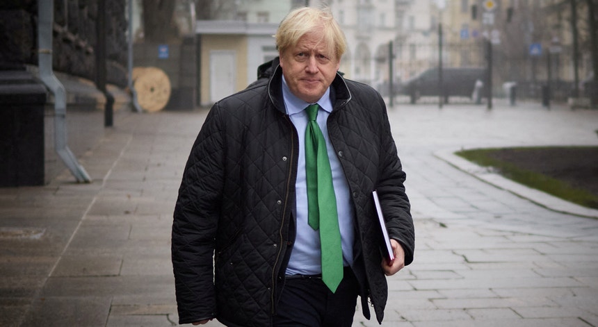 "Num determinado momento ele ameaçou-me e disse: Boris, eu não quero feri-lo mas, com um míssil, levaria apenas um minuto"
