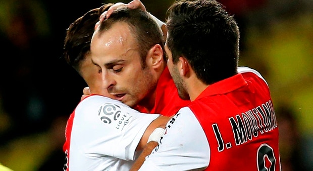 Berbatov marcou 18 golos pela equipa de Leonardo Jardim
