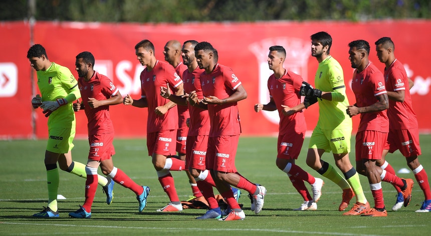 A equipa do Sp. Braga corre para o "play-off" da Liga Europa
