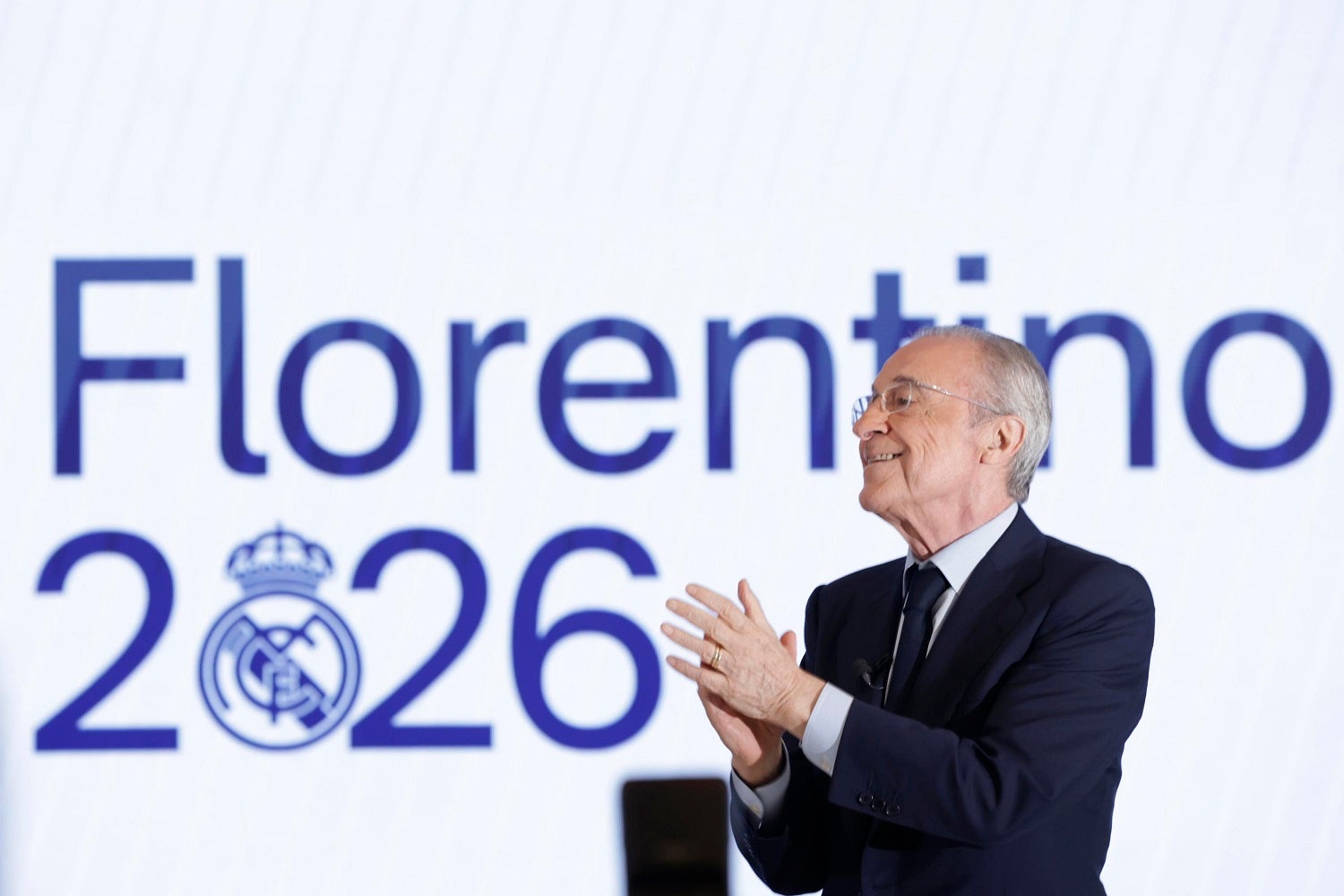 Florentino Pérez reeleito presidente do Real Madrid. Mourinh