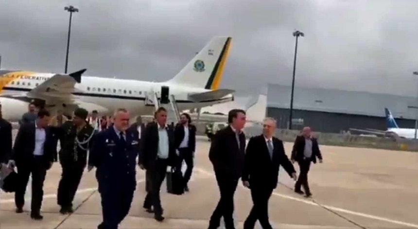 Bolsonaro aterrou esta manhã em Lisboa antes de seguir para Tóquio onde vai participar na cimeira do G20 
