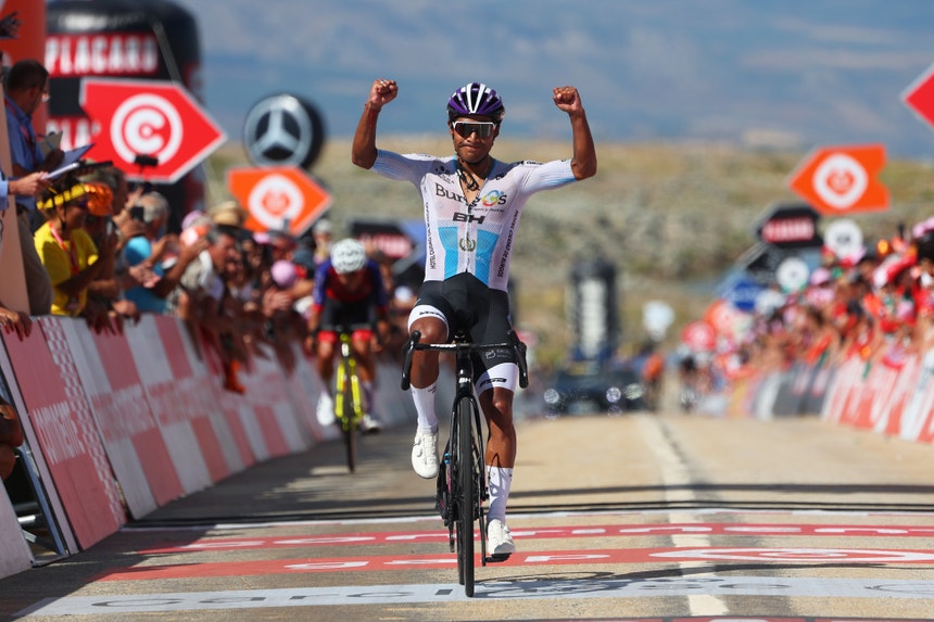 Imagem ilustrativa da notícia Volta a Portugal. Sergio Chumil vence na Torre e Afonso Eulálio assume liderança da geral