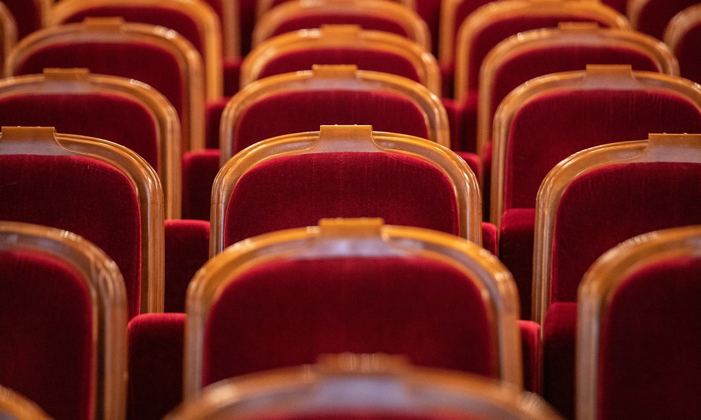 Presidente da República assinala Dia Mundial do Teatro e assiste a peça no Teatro da Rainha