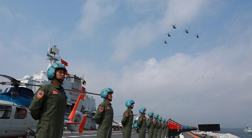 Os exercícios militares chineses estão a preocupar o Japão
