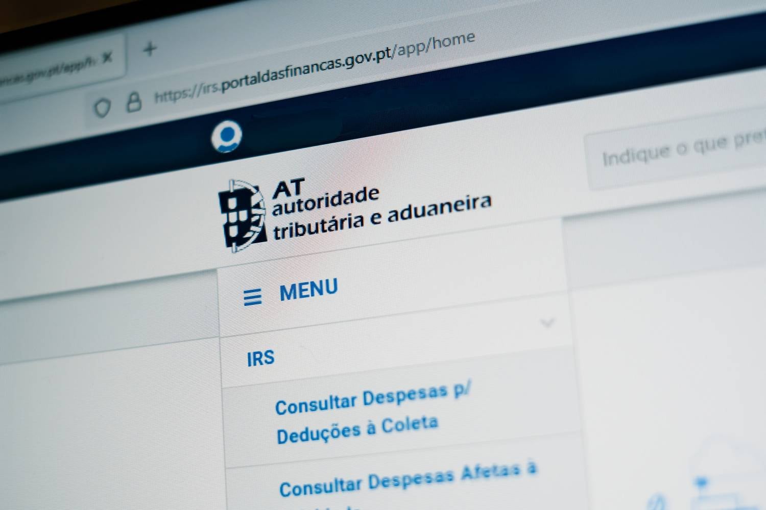 IRS filing begins tomorrow as expense dispute deadline ends