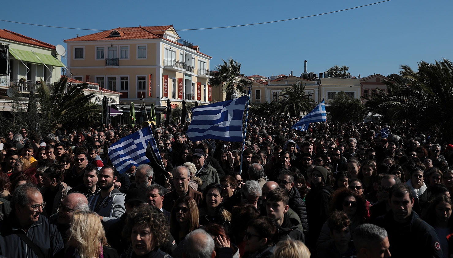  Costas Baltas - Reuters 