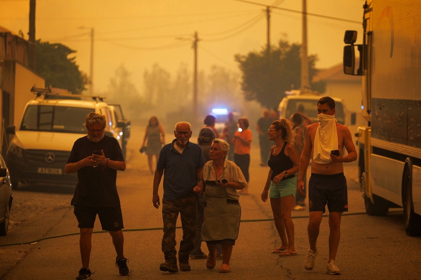 Imagem de Incêndio em Valpaços fez cinco feridos e destruiu casas