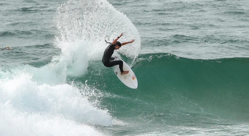 Ericeira mantém prova de acesso ao mundial do surf