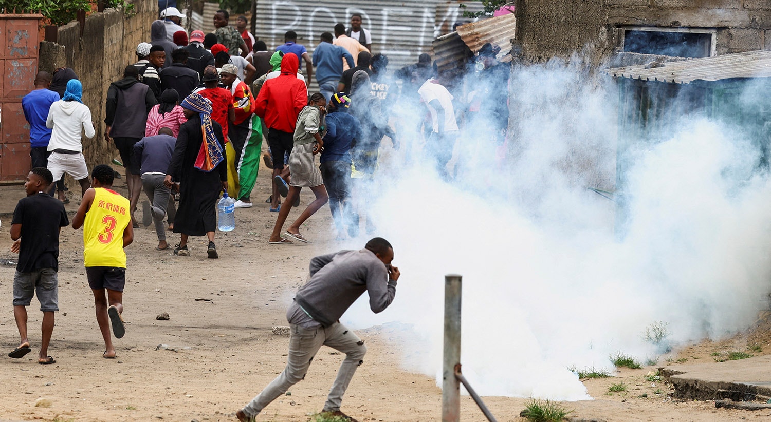  Siphiwe Sibeko - Reuters 