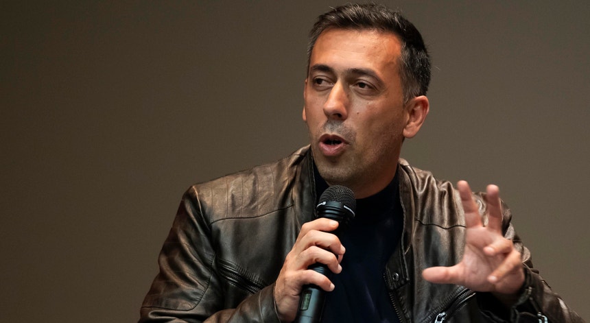 Imagem de CGTP classifica pacote laboral como 