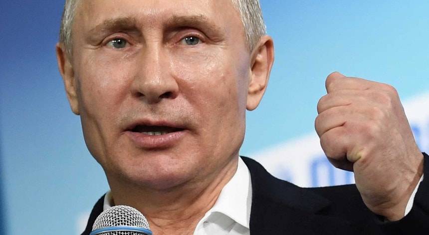 Vladimir Putin durante um discurso de campanha paras as presidenciais russas de 2018
