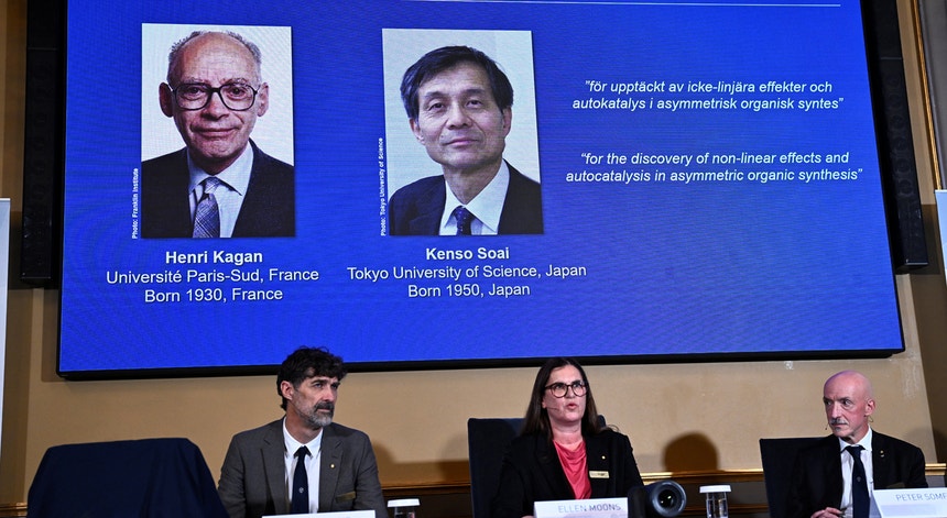 Nobel da Química para descoberta importante para fabrico de medicamentos