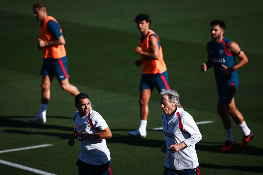 Imagem de Portugal faz o último treino antes do duelo com o País de Gales