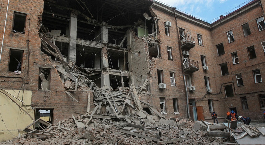 Imagem ilustrativa: Guerra na Ucrânia. Novo ataque russo faz dois mortos e 21 feridos