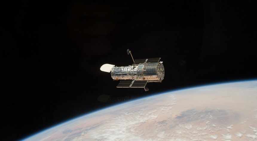 O telescópio Hubble pode morrer mais depressa por falta de verbas.
