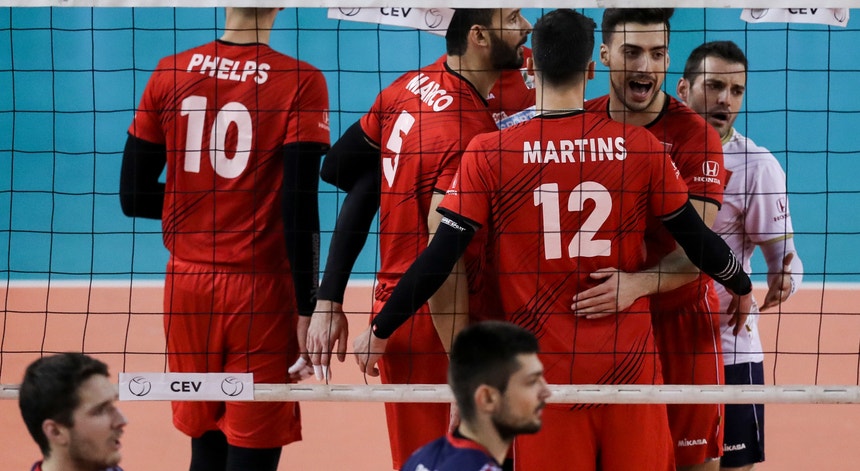 A seleção portuguesa de voleibol conseguiu ultrapassar o "seis" chileno
