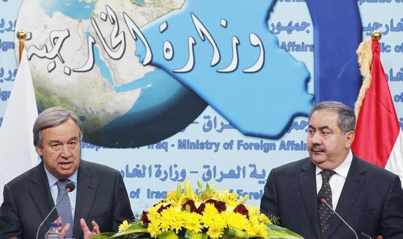  Ant&oacute;nio Guterres com o ministros dos Neg&oacute;cios Estrangeiros do Iraque, numa confer&ecirc;ncia de imprensa em janeiro de 2011 