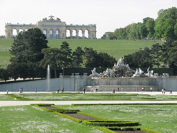  1&ordm; A capital da &Aacute;ustria, Viena, foi considerada a cidade com melhor qualidade de vida do mundo.  