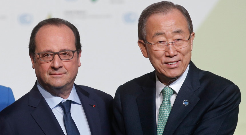 François Hollande e Ban Ki-moon na Cimeira do Clima, em França
