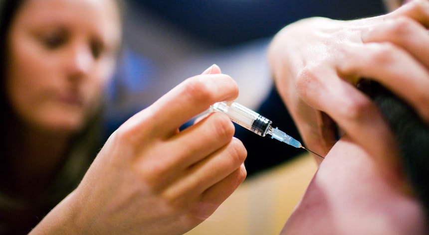 Autoridades apelam à vacinação
