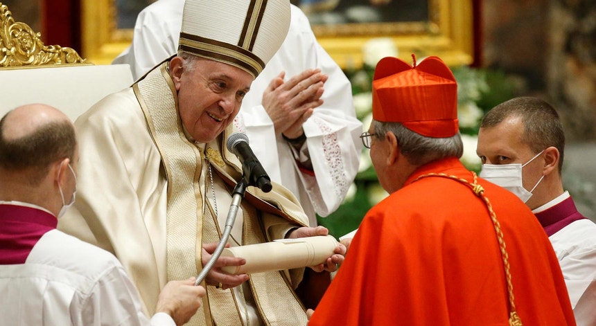 O Papa Francisco criou 13 novos cardeais, nove dos quais eleitores, dia 28 de novembro de 2020, no sétimo consistório do seu pontificado
