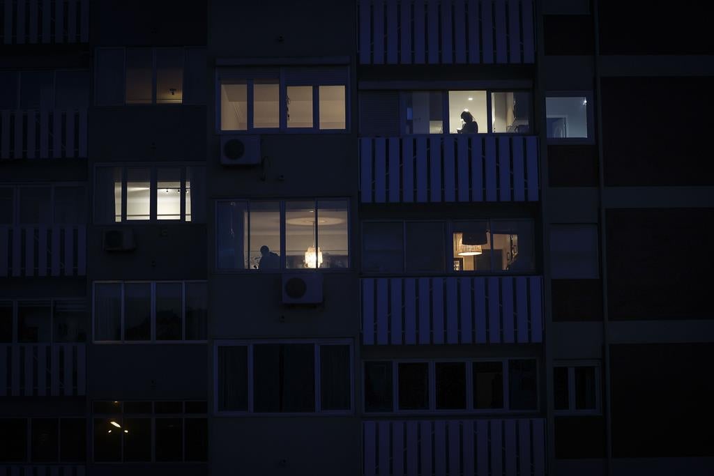 Network Collapse: Was It Inevitable?