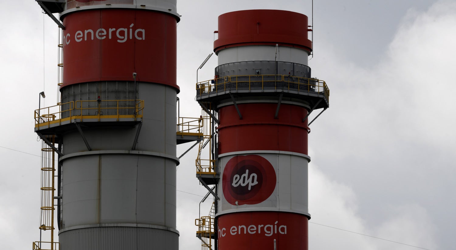 Relat�rio concluiu que produtores de eletricidade foram favorecidos por v�rios Governos