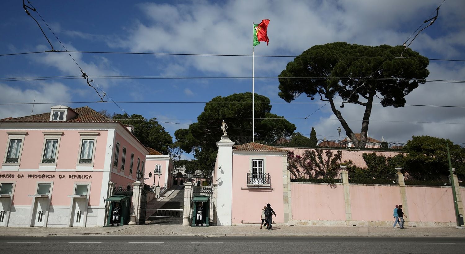 Presidente da República recebeu governador do Banco de Portugal em Belém