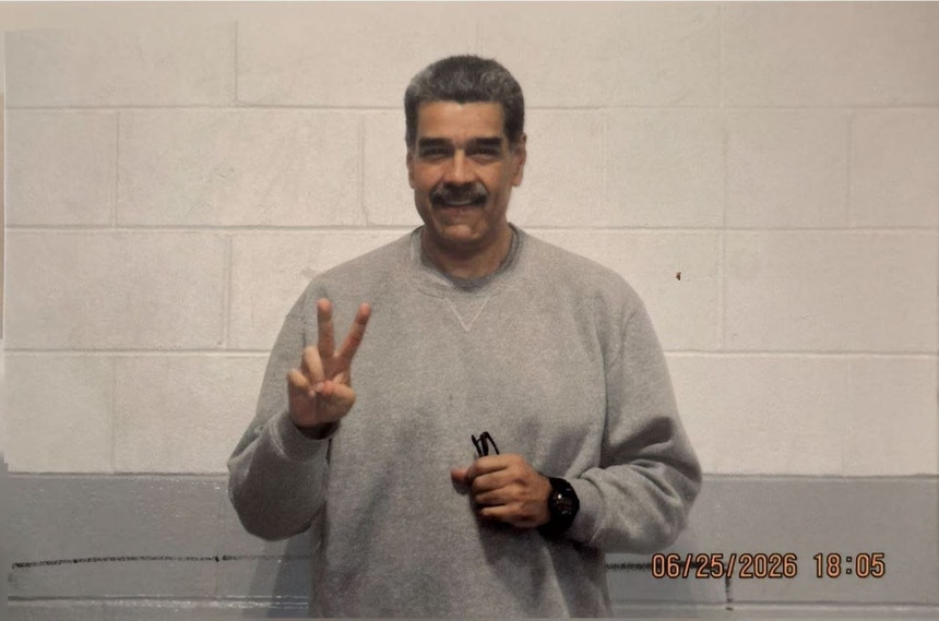 Imagem de "Permanecemos firmes". Maduro divulga fotografias a partir da prisão