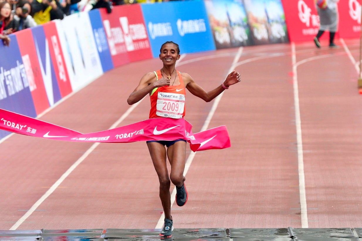Etíope Yebrgual Melese, vencedora da Meia Maratona de Portugal de 2018, morre aos 36 anos