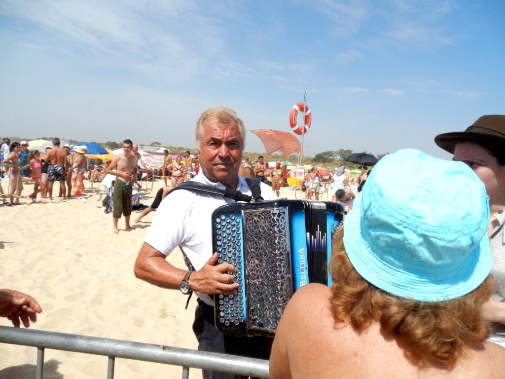  Enviada por Tino Costa 