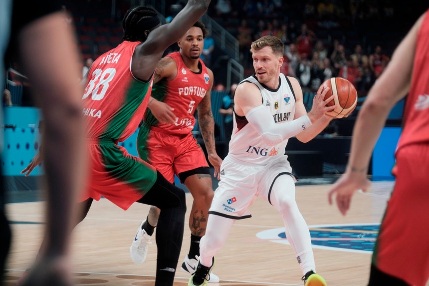 Imagem de Portugal vence em Montenegro no arranque da corrida ao Mundial de basquetebol